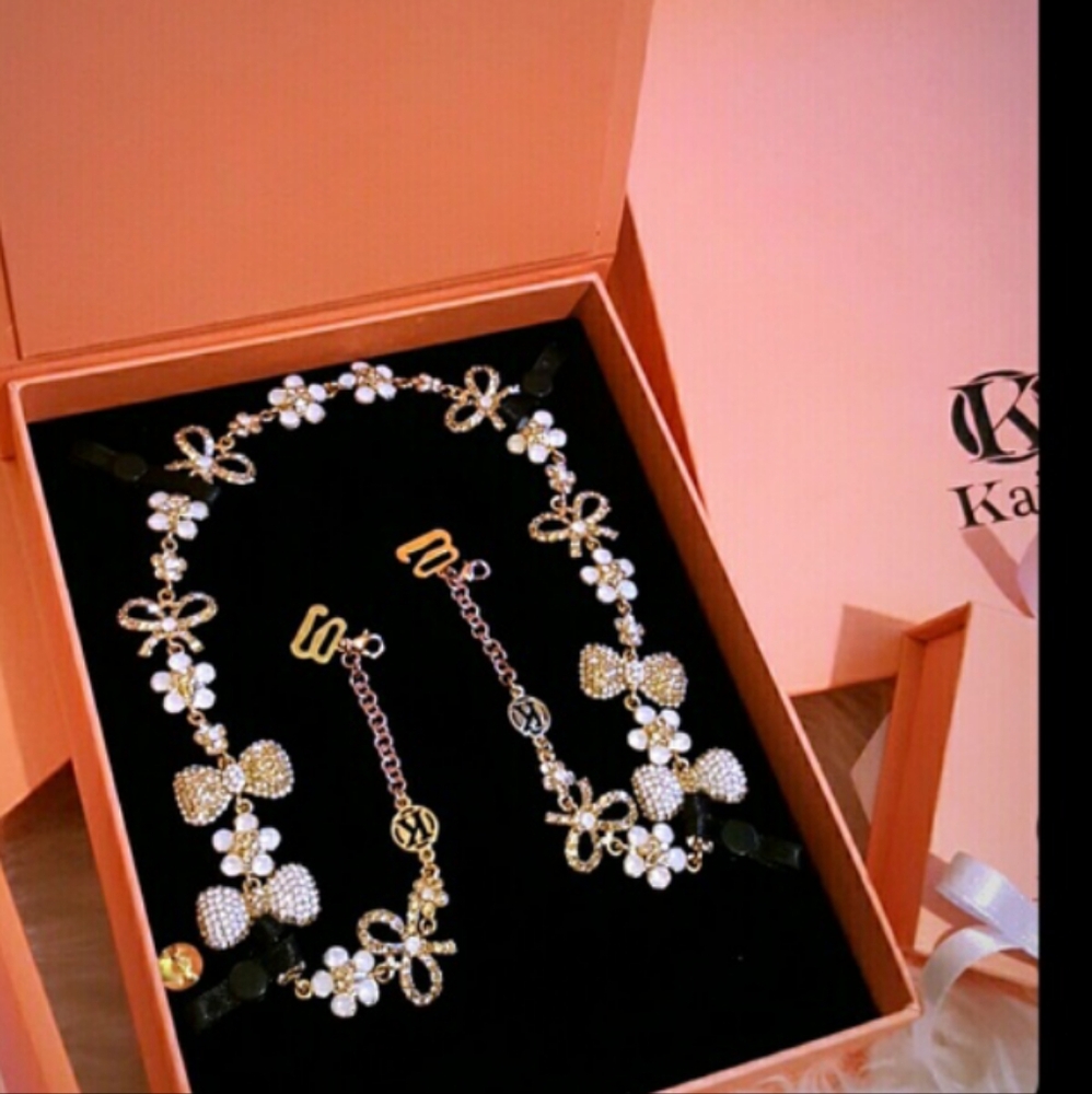 RARE Piece- Kaiio Swarovski Crystal REMOVABLE STRAP🌟 (new In Box) wedding